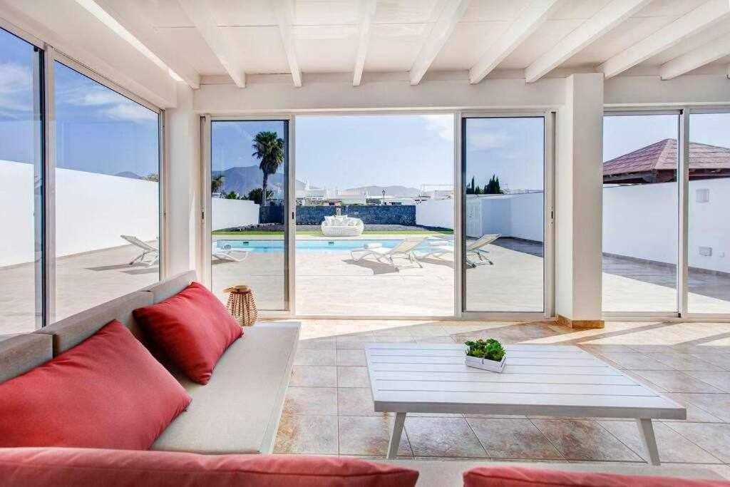 Homu Bianca Fantastica Villa Con Piscina Privad Playa Blanca  Eksteriør bilde