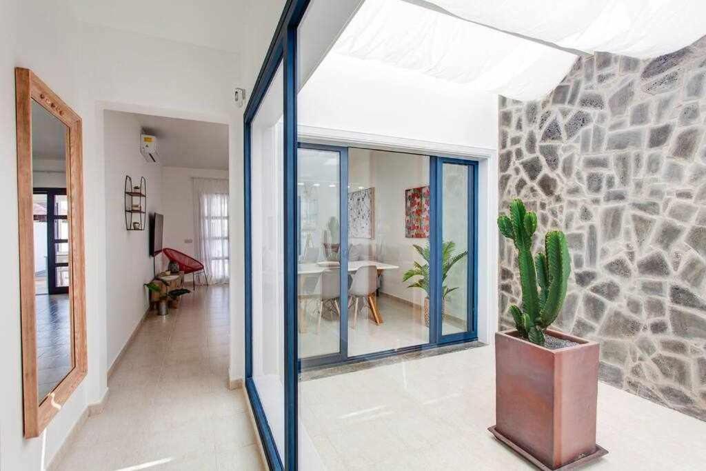 Homu Bianca Fantastica Villa Con Piscina Privad Playa Blanca  Eksteriør bilde