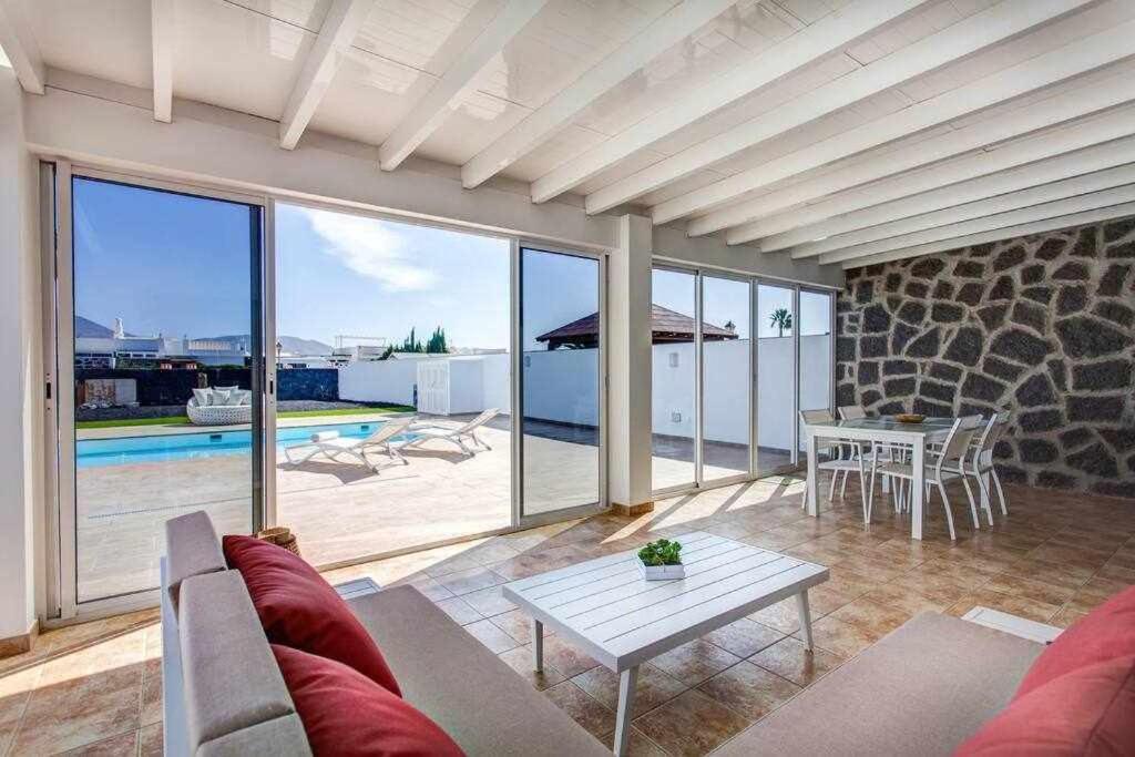 Homu Bianca Fantastica Villa Con Piscina Privad Playa Blanca  Eksteriør bilde