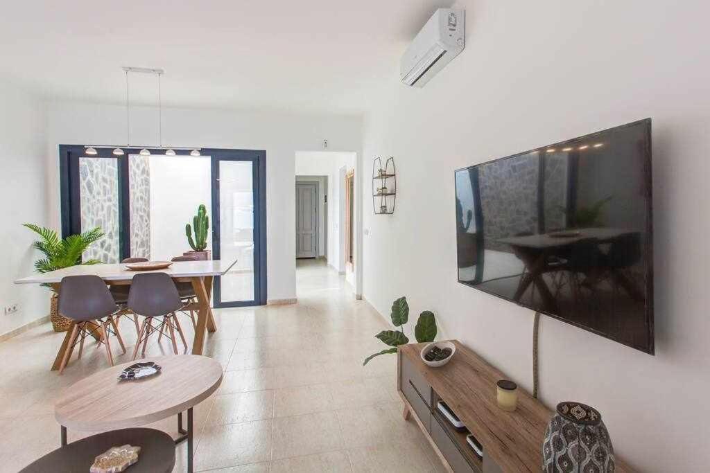 Homu Bianca Fantastica Villa Con Piscina Privad Playa Blanca  Eksteriør bilde